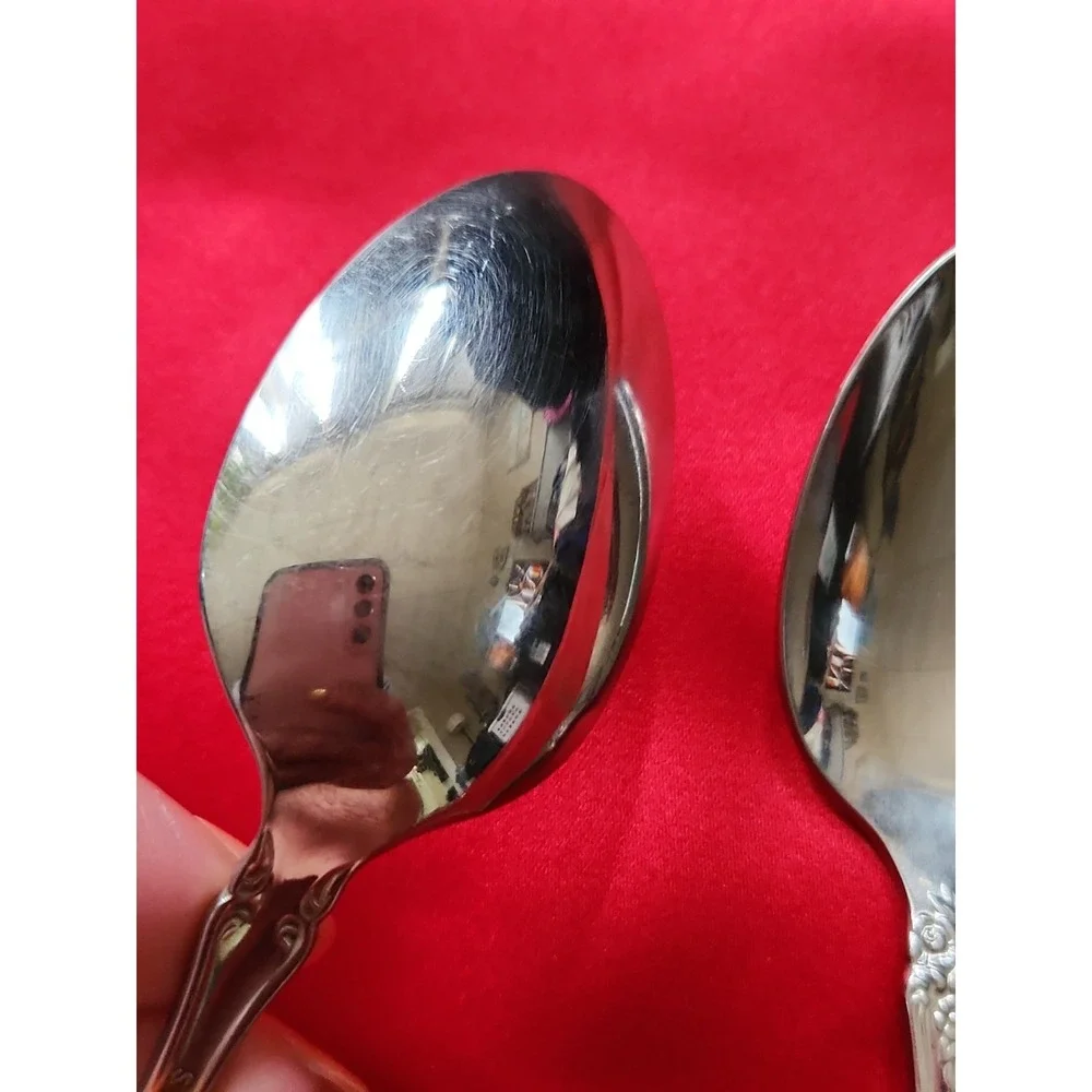 Oneida SSS Renoir-Pembrooke Stainless Teaspoons Set of 2 Floral Pierced 6